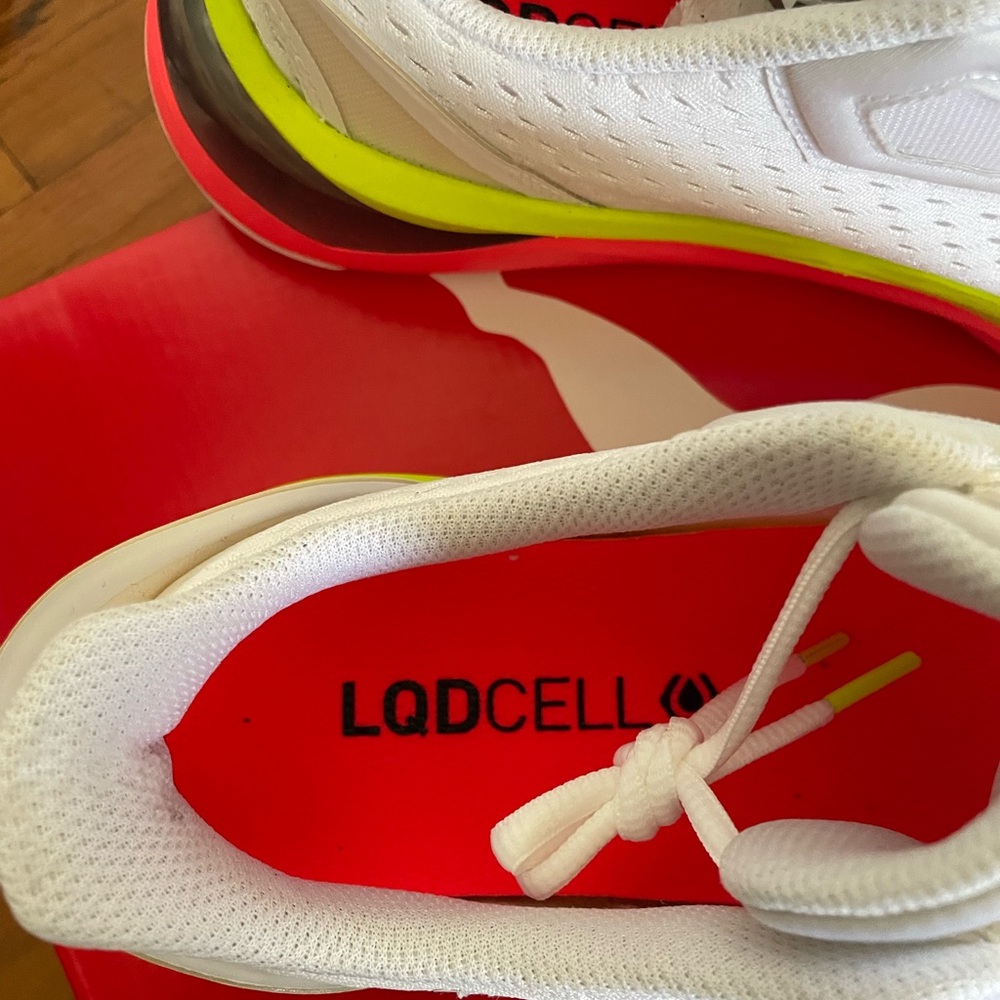 Puma Sneakers with Neon Accents - Picture 6 of 7